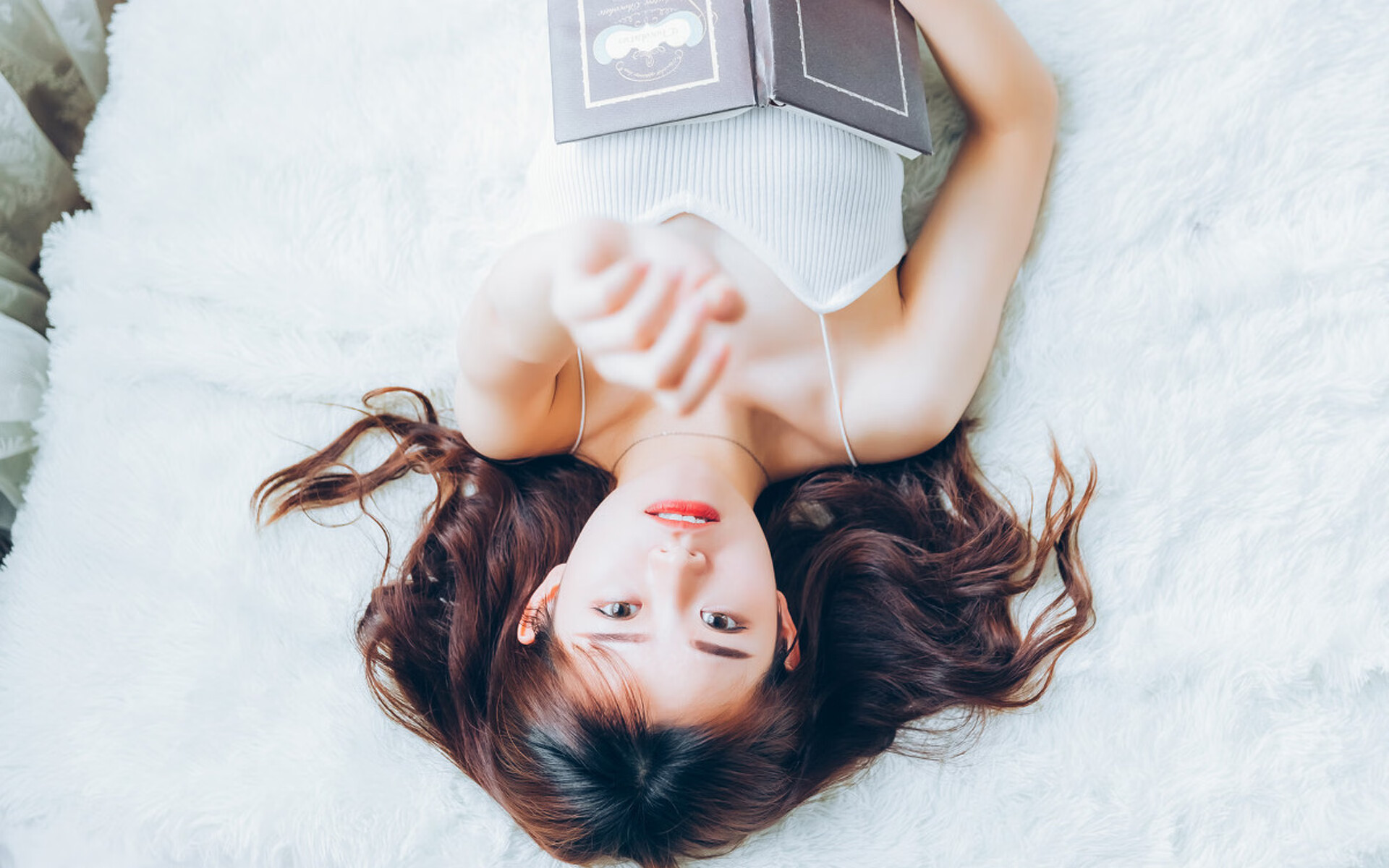 开云官网-法甲激战，客场胜出，比分2-1，关键数据：射门次数和控球率明显占优