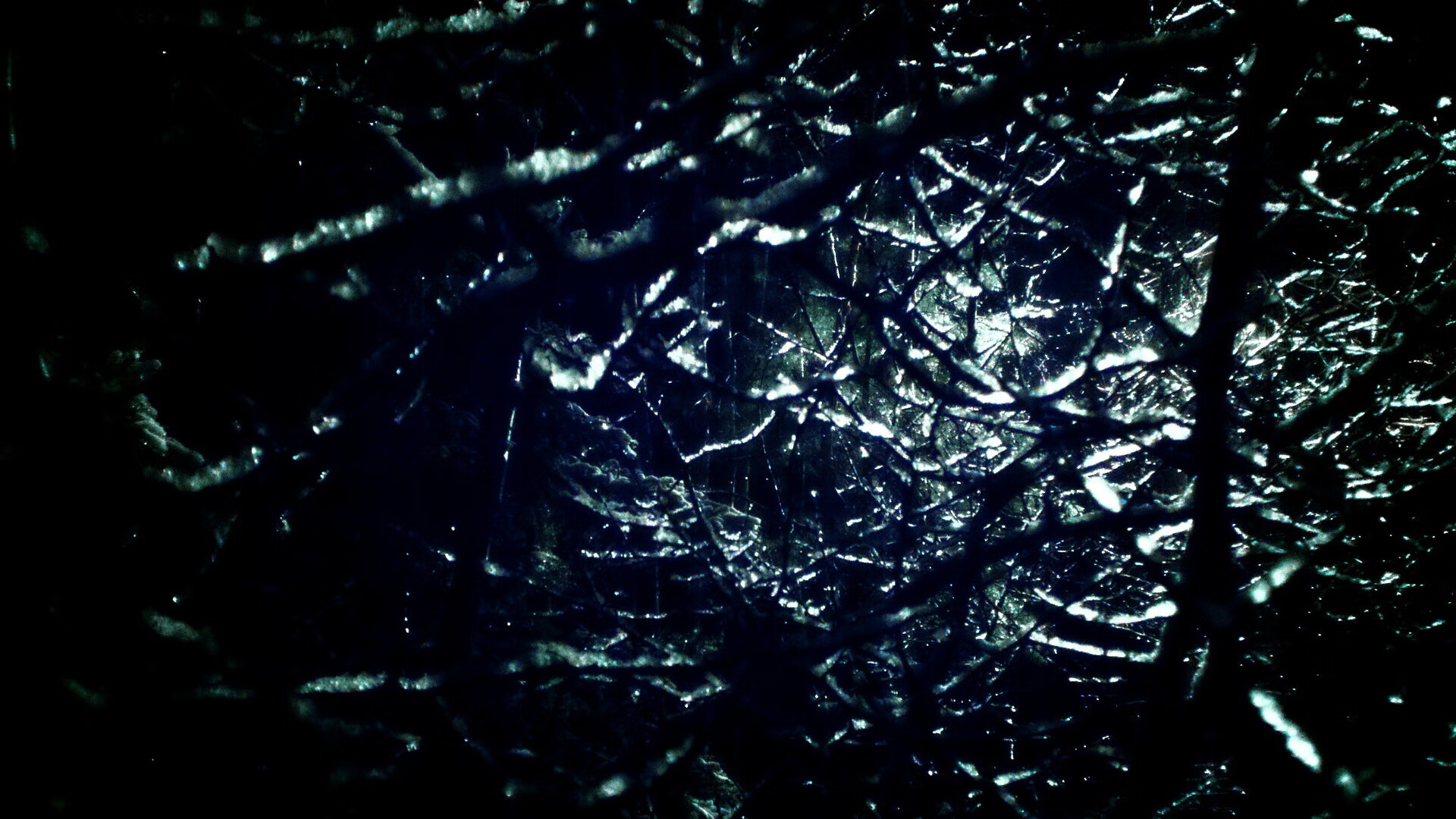 法甲激战,客场胜出,比分2-1,关键数据:射门次数和控球率明显占优