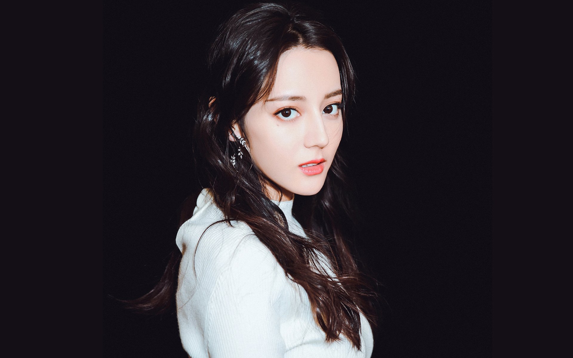 爱沙尼亚男篮在欧洲预赛中优势明显，迈向奥运舞台